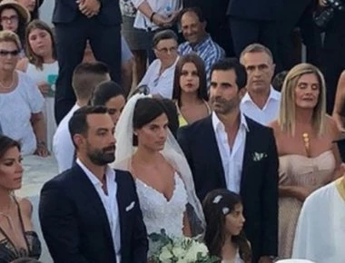 Σάκης Τανιμανίδης-Χριστίνα Μπόμπα: Ο γάμος της χρονιάς (βίντεο)
